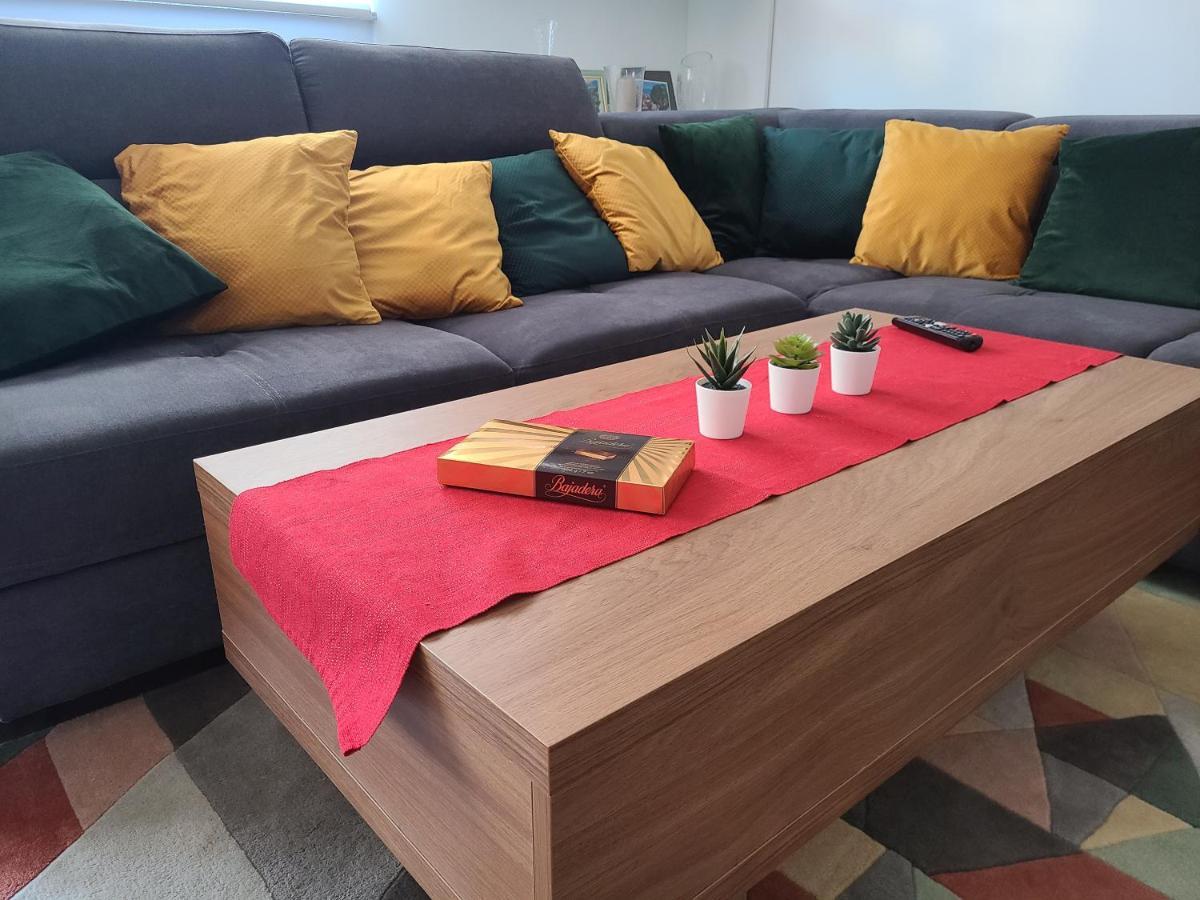 Modern 4-Star Luxury Apt - Wfh Ready, Free Parking Загреб Экстерьер фото